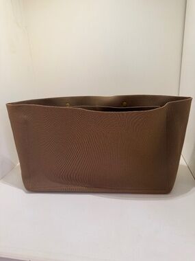 Cuyana Classic Easy Tote Insert